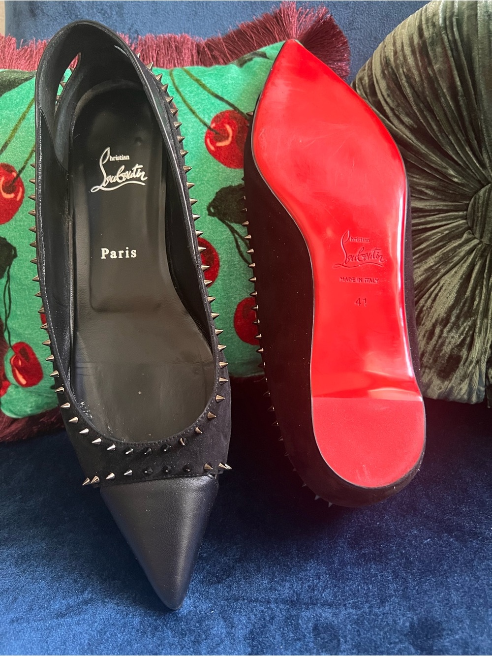 Christian Louboutin Duvettina Spikes Flats Black Size 41 w/ Original Box